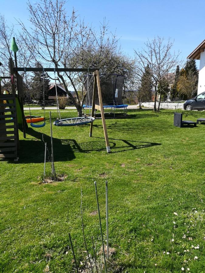 Viel Platz In Bernbach Apartamento Bidingen Exterior foto